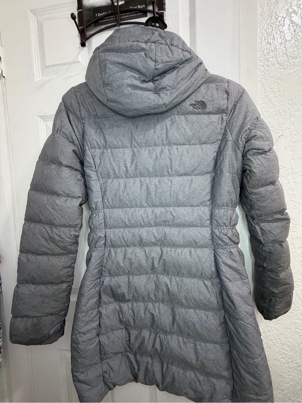 The North Face Women's Gray Quilted Hooded Puffer Coat - Picture 2 of 16